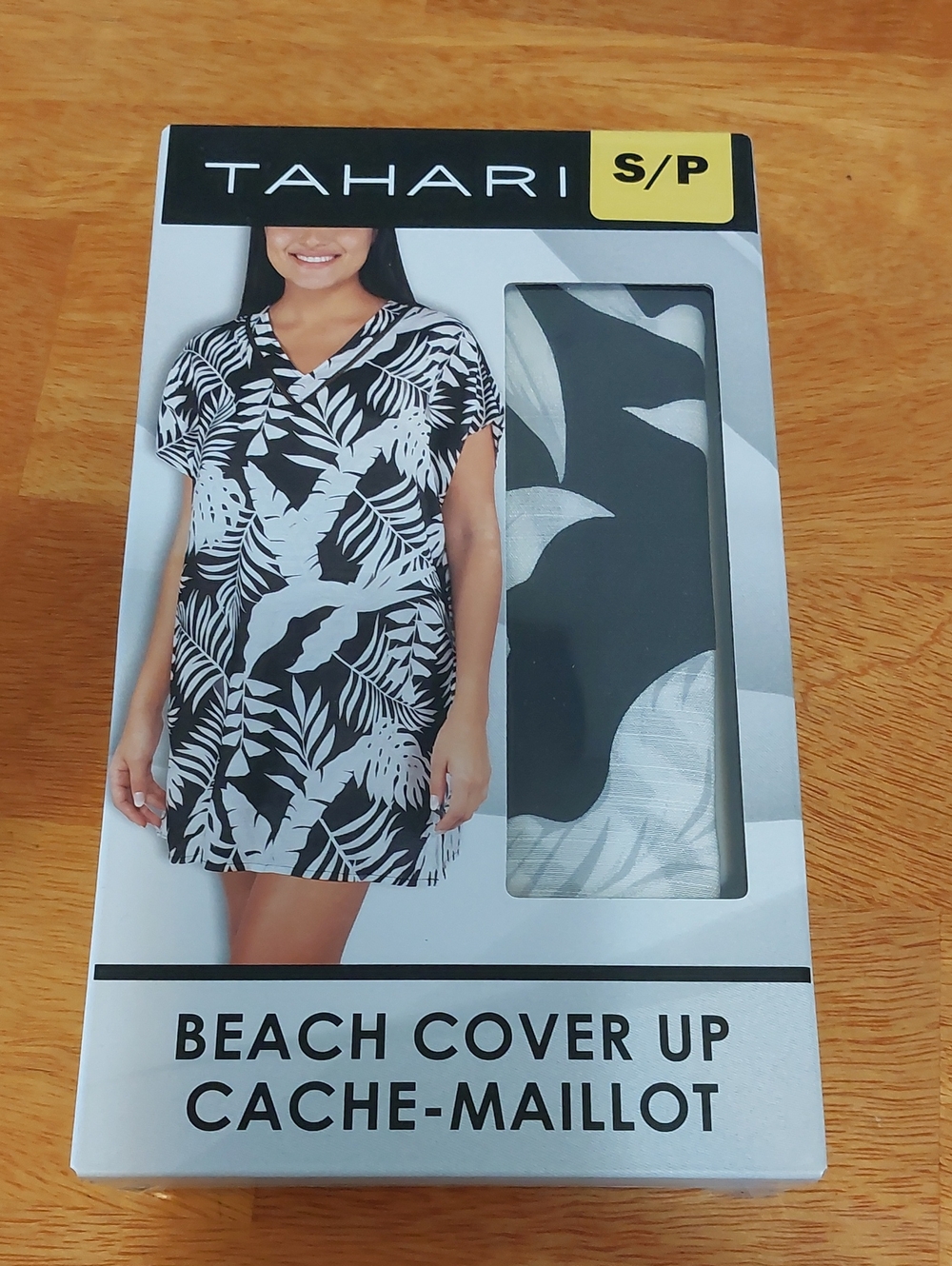 Tahari NIB Black White Botanical Print Beach Cover Up Sz S